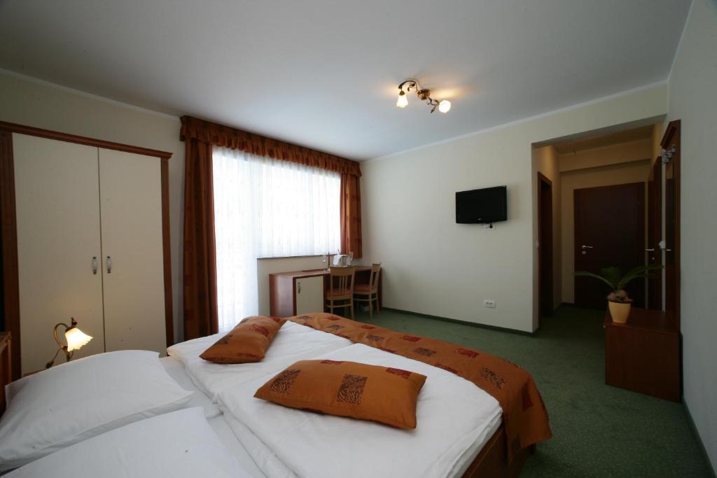 Hotel Aqua Roma Rimske Toplice Zimmer foto