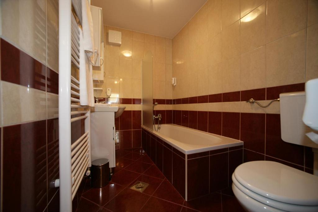 Hotel Aqua Roma Rimske Toplice Zimmer foto